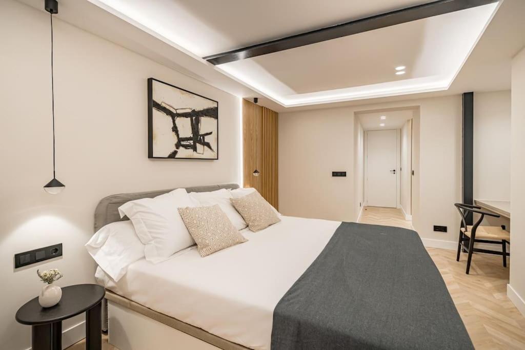 Puerta Del Sol 3Br 3Bh Apartment Madrid Ngoại thất bức ảnh